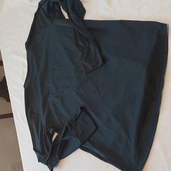 Black Warming Shirt Long Sleeves Size Medium .Good Condition. - Picture 3 of 6